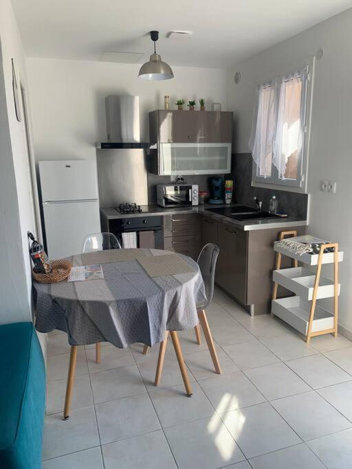 Appartement 35m2 Climatisé A 10 Min D’ajaccio
